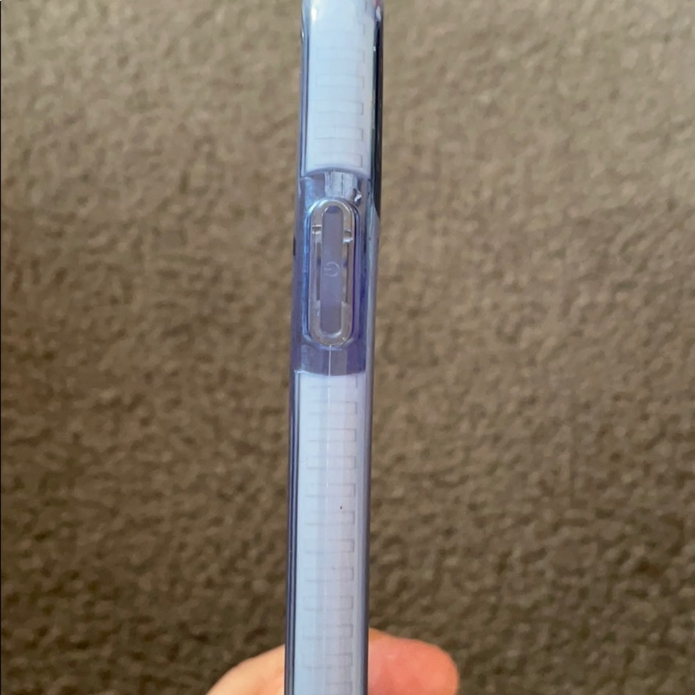 iPhone 11 case - Picture 4 of 5